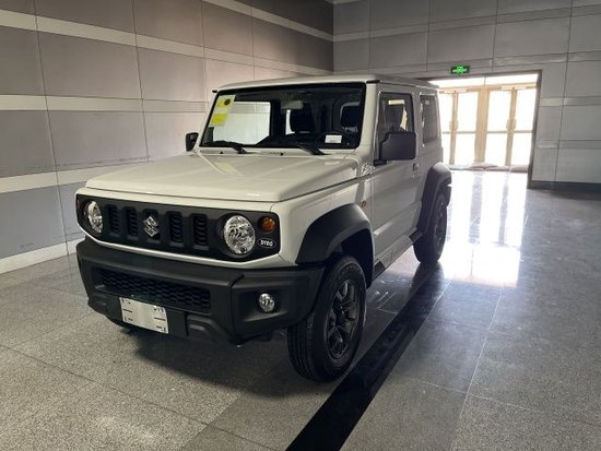23款铃木吉姆尼15l小型越野车215万起
