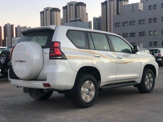 全新国六丰田霸道2700港口购优惠46万起