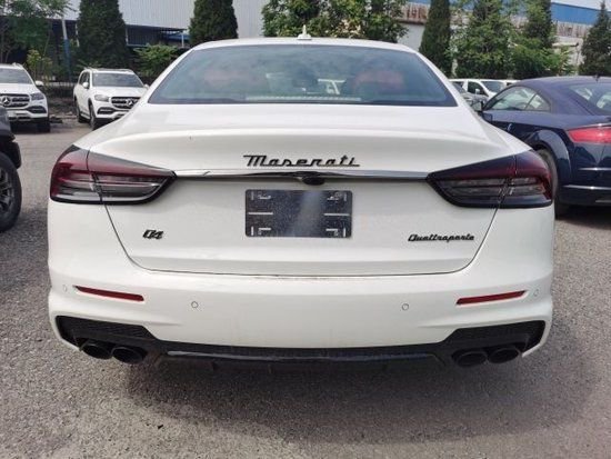 23款玛莎拉蒂总裁q4现车报价1358万提