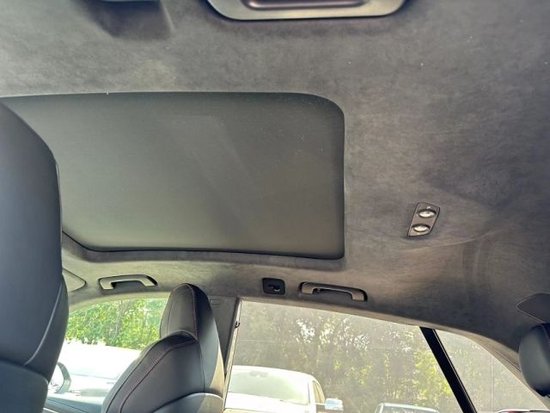 23寸轮毂后排隐私玻璃红色制动卡钳红色rs内饰风格包夜视辅助黑色车