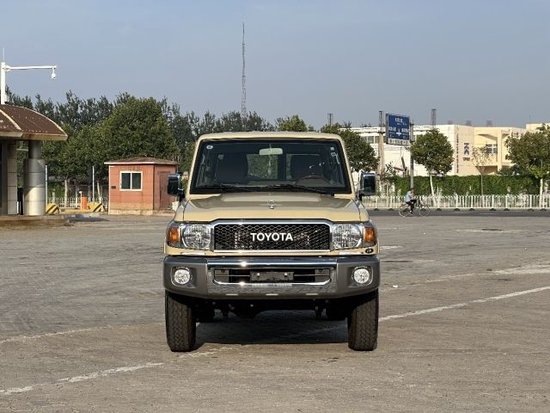全新国六丰田酷路泽lc76纯粹为越野而生