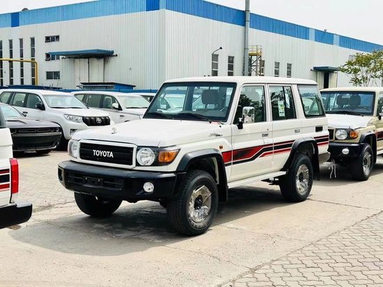 新款丰田lc76一代越野神车国六全国上牌