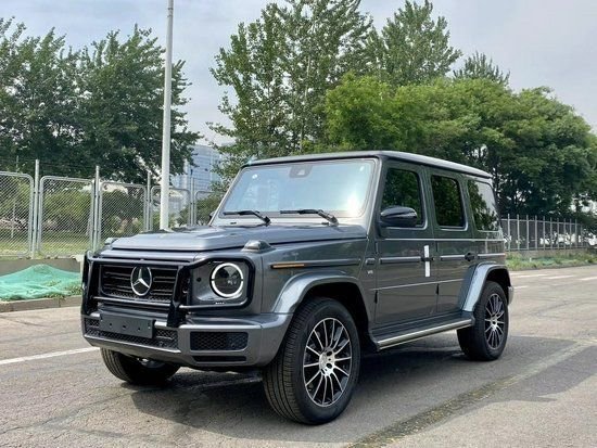 23款奔驰g550全国特惠无豪车税220余万