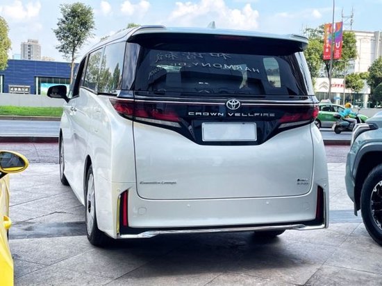 丰田威尔法现车89万起底价出售首付21万