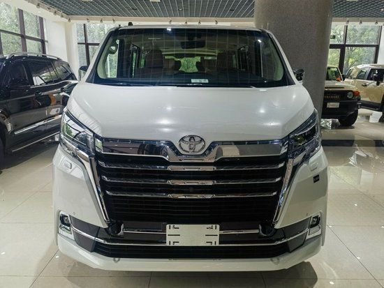 23款丰田格兰维亚28t天津港现车售54万