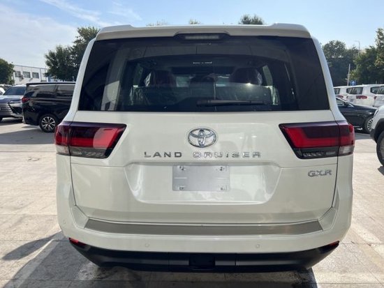 23款丰田酷路泽4000gxr售价仅需70多万