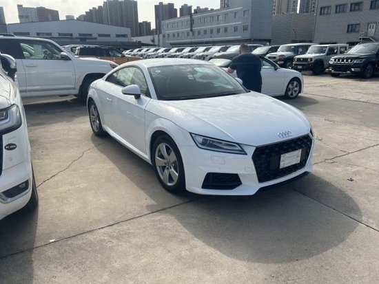 2023款奥迪tt现车价格30多万起最新行情