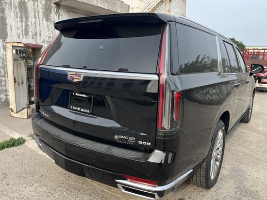 凯迪拉克凯雷德6.2L 价格冰点140万提车