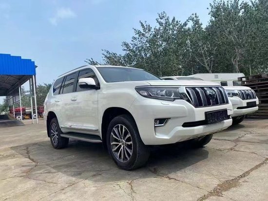 23款丰田霸道4000顶配解读港口报价68万-新浪汽车