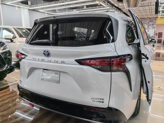 23款丰田塞纳四驱ltd顶配版个性化定制