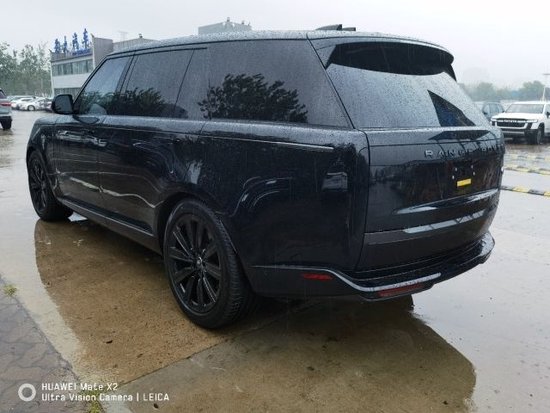 2024款路虎揽胜行政4.4t现车售价优惠