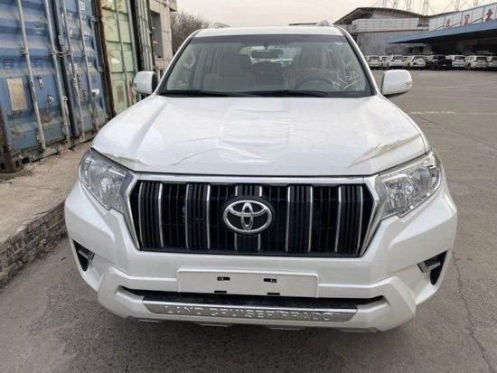 23款丰田霸道2800柴油版降价48万起上牌