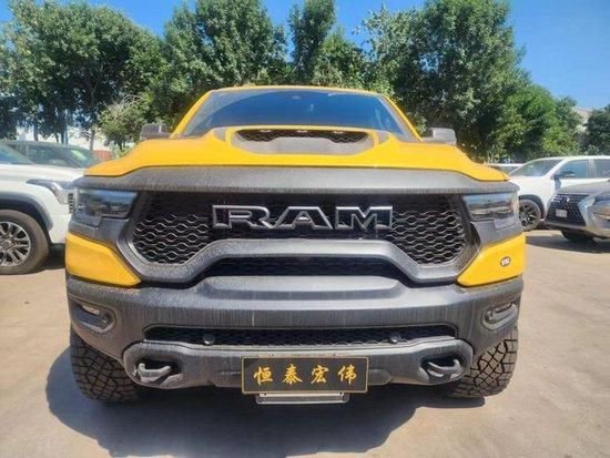24款道奇霸王龙6.2t现车报价80万起售