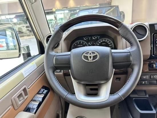 硬派越野丰田lc70系列港口车型全配置全