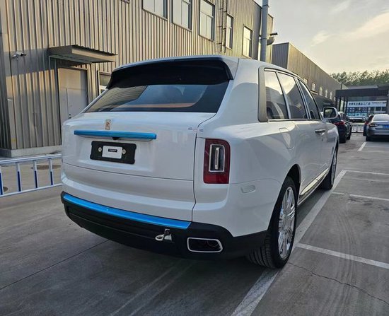 23款劳斯莱斯库里南双色方向盘双色内饰