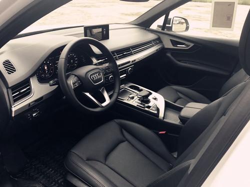 2018款奥迪q7 双节活动进行中优惠更多