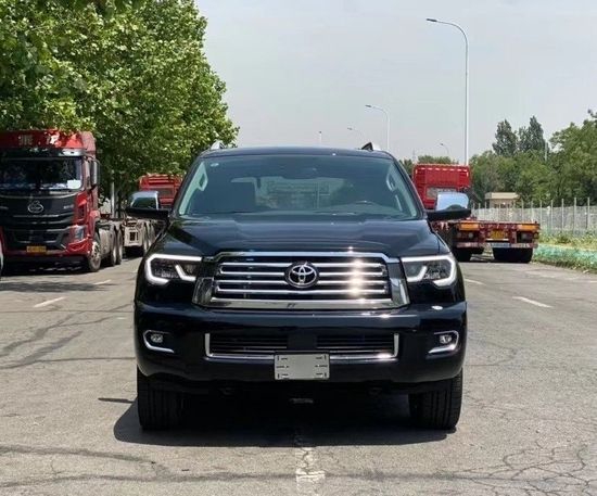 2022款丰田红杉5700现车天津最低150万