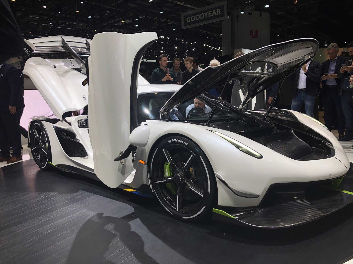 2020款柯尼塞格jesko全球限量版最新报价