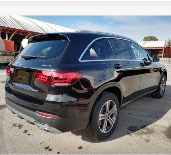 22款奔驰glc300现车手续齐42万全国上牌