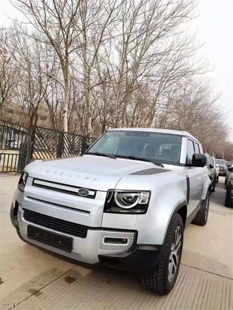 22款路虎卫士硬派越野车港口现车60万起