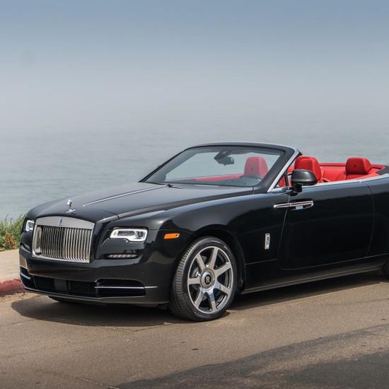 劳斯莱斯曜影震慑人心的敞篷设计优惠高
