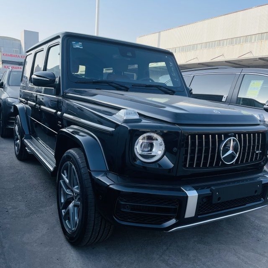 2022款奔驰g63大量现车钜惠仅245万起售