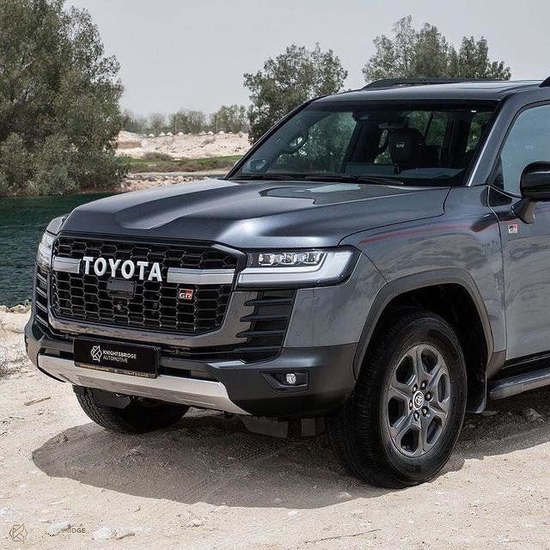 兰德酷路泽lc300更强的越野车风格98万