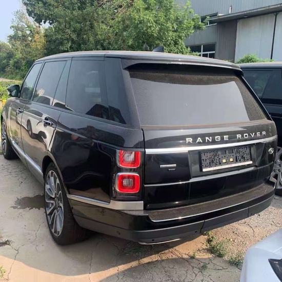 2022款路虎揽胜行政版强性能suv大降价