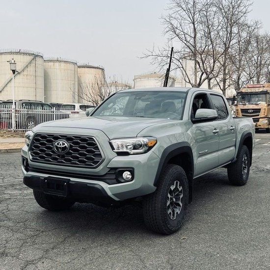 2023款丰田塔库玛35t小皮卡35万起售