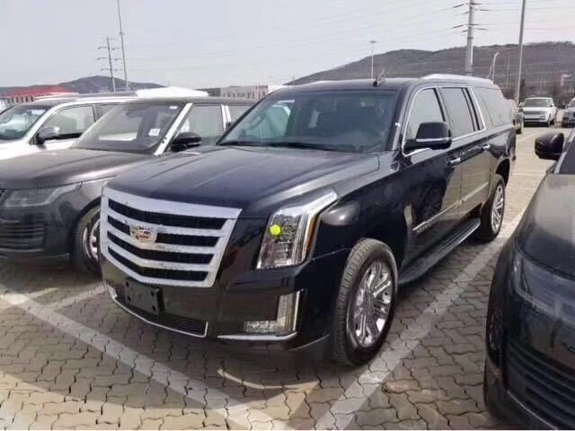 18款凯迪拉克凯雷德 全尺寸8缸发动机