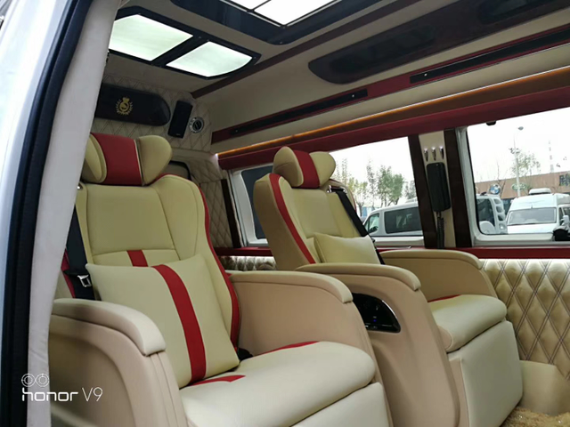 2018款福特e350商务车耀世出山满身震撼