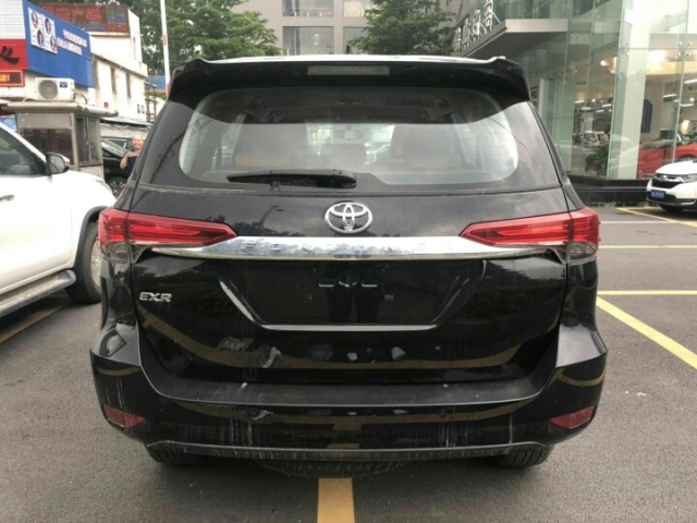 19款丰田穿越者现车报价中东版小霸道su