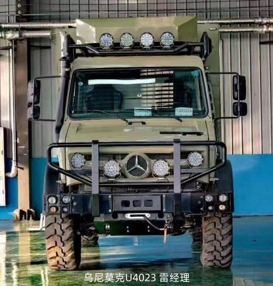 2023款乌尼莫克u4023内饰皇家贵族气息
