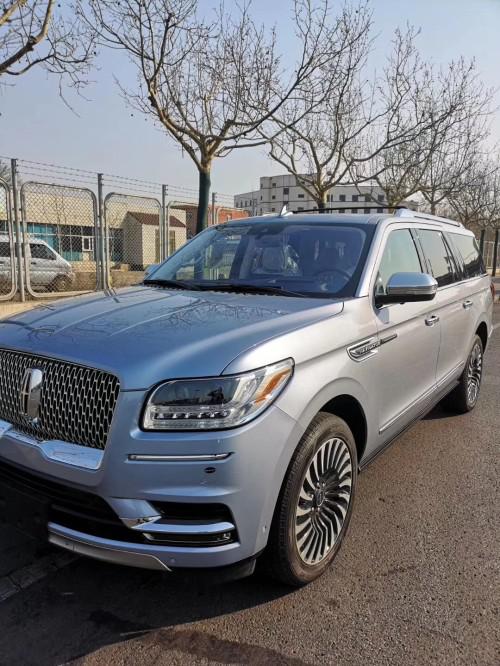 20款林肯领航员加长版5.7米售价95万起-新浪汽车