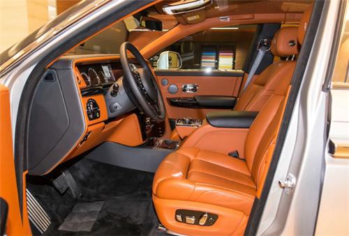 20款劳斯莱斯幻影加长5.9米感受驰聘自由