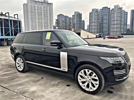 2021款路虎揽胜行政版现车汽油版报价