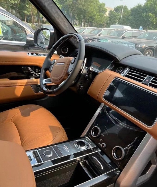 2021款路虎揽胜创世加长版促销160万