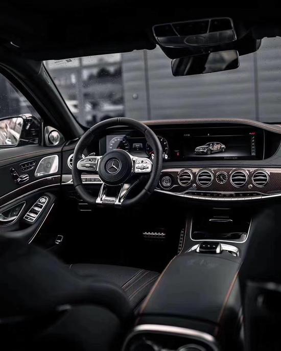 2020款奔驰amg-s65低调奢华享精致之礼