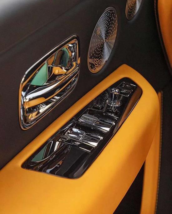 劳斯莱斯库里南奢华品质性能强悍爱了吗