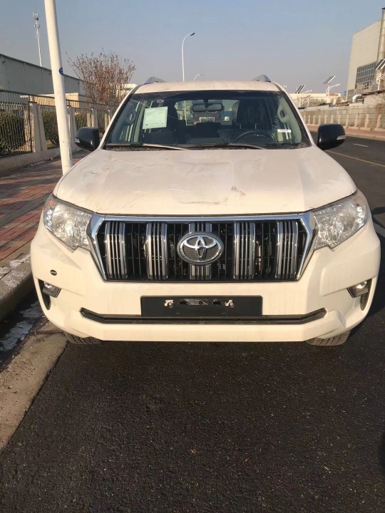 2021款霸道2800优惠促销70万起可分期