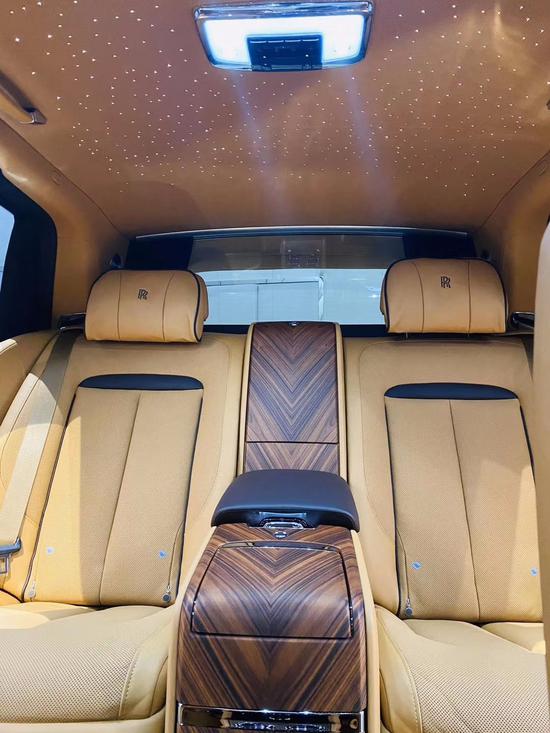 劳斯莱斯库里南浪漫星空顶五月钜惠降价