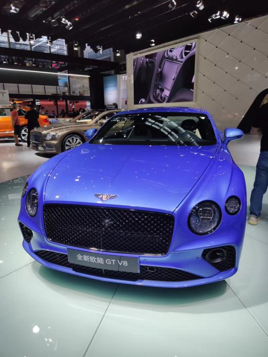 2021款宾利欧陆V8首发限量版到港交车中