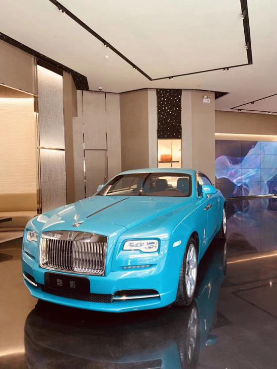 20款国六劳斯莱斯魅影现车多颜色