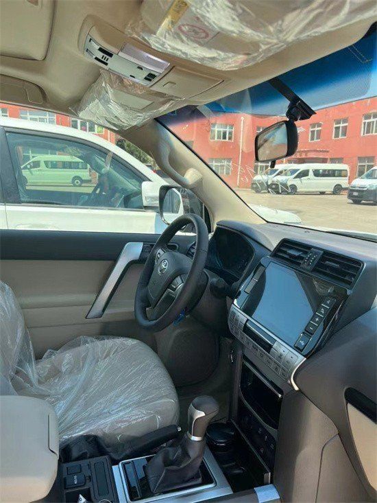 2023款中东进口丰田霸道2800国六售全国