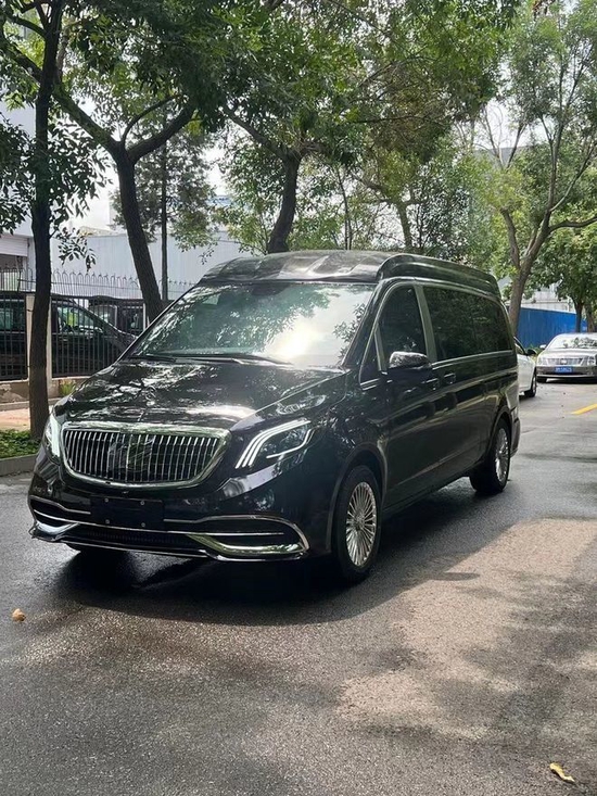 2023款奔驰v250平行进口版高顶特价优惠