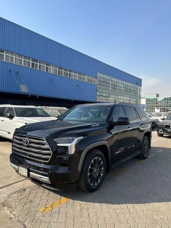 23款丰田红杉98万低售手续齐全全国按揭