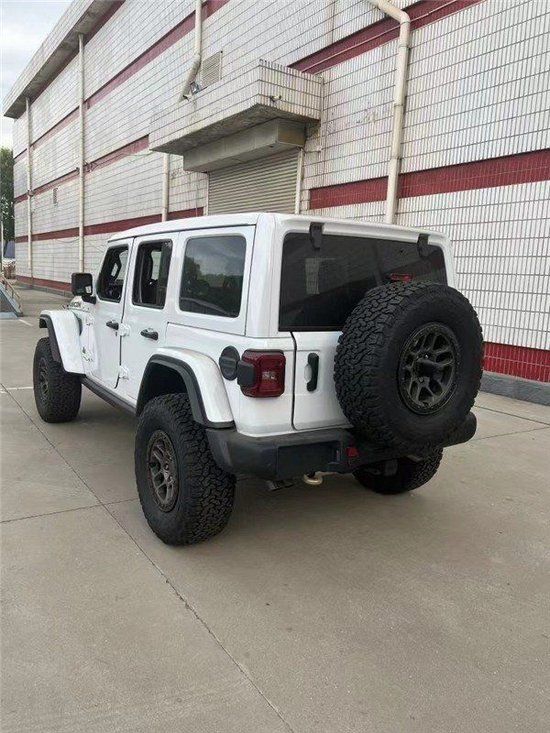 23款吉普牧马人392v8发动内部价140余万