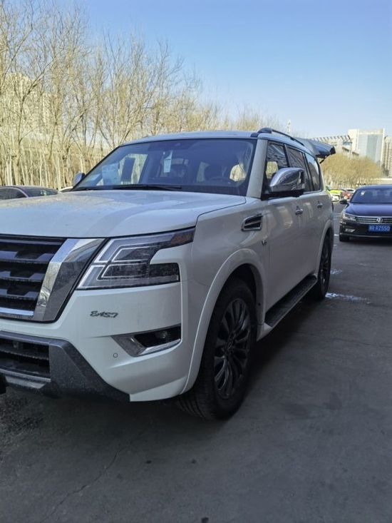 2023款尼桑途乐阿曼达5.6l现车73万起售-新浪汽车