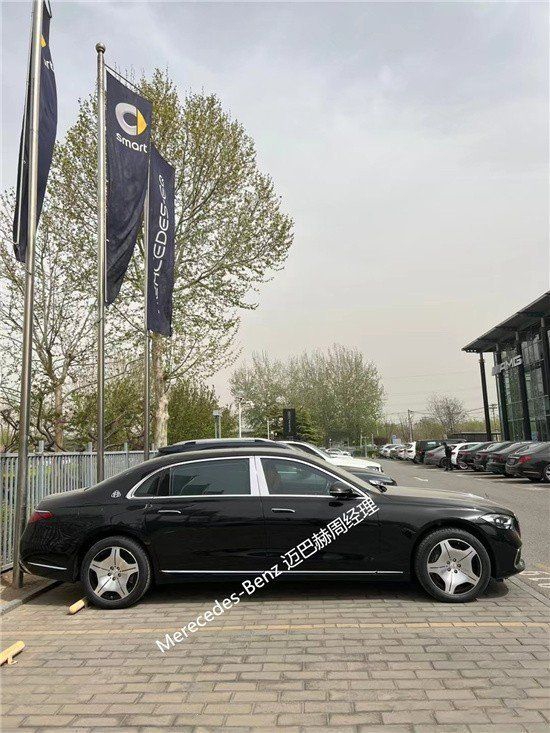 2023款奔驰迈巴赫s480视觉冲击感强劲