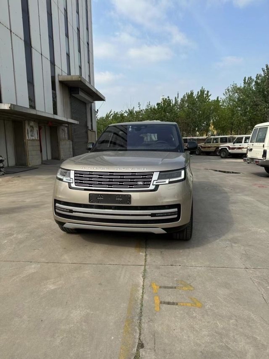 2023款路虎揽胜创世加长版近期降幅很大